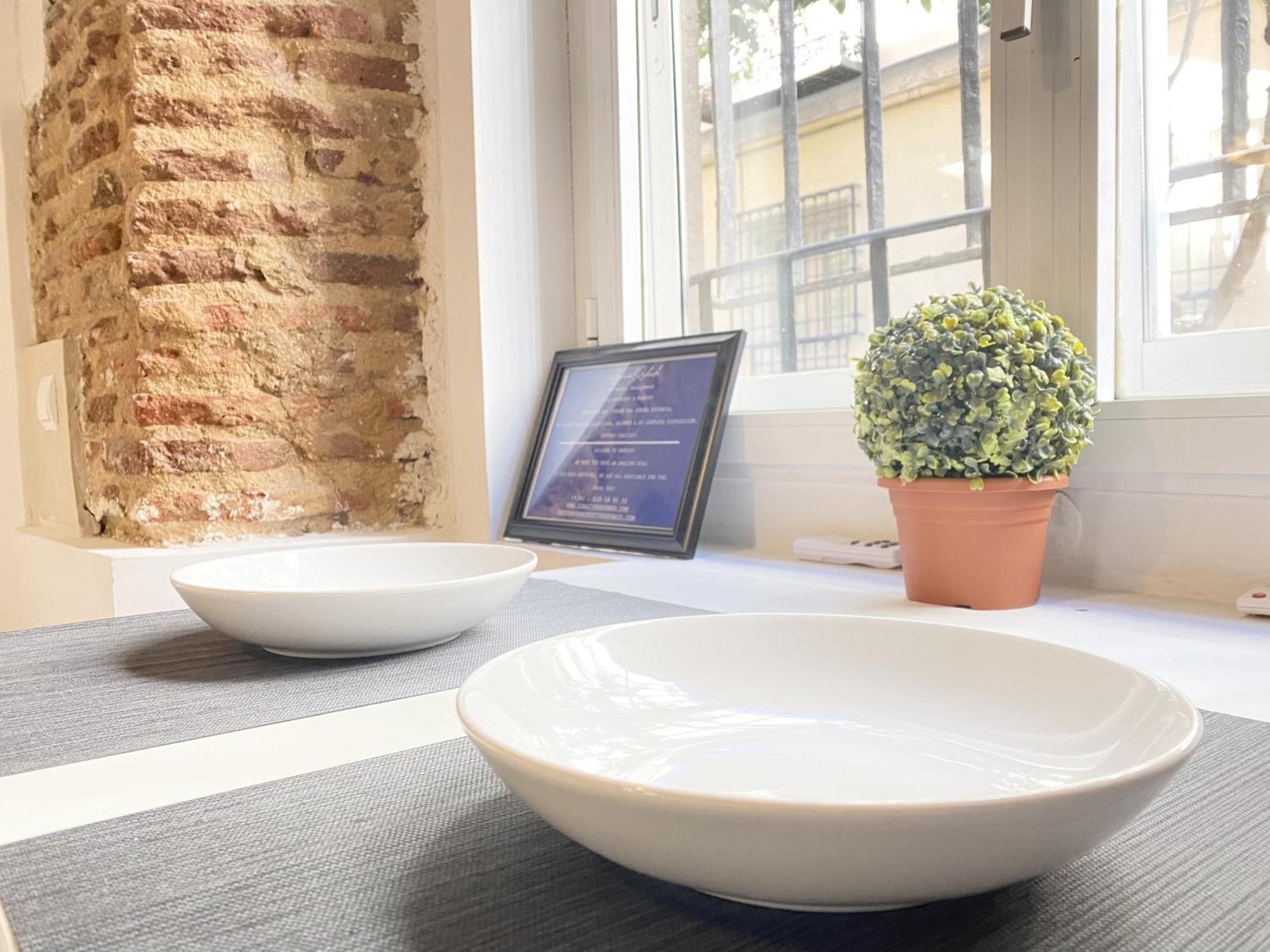 Intimo Estudio En Madrid, Centro, 2Pax, Wifi & Tv Экстерьер фото